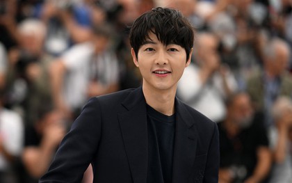 Song Joong Ki tiết lộ “thử thách lớn nhất” trong cuộc đời