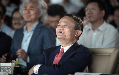 Jack Ma bắt nhân viên học trồng chuối trong 3 tháng, nếu không sẽ bị đuổi việc: Bài học "tư duy ngược" ai cũng nên áp dụng!