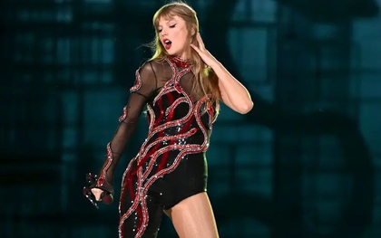 Taylor Swift và những bộ trang phục ấn tượng nhất trong suốt sự nghiệp