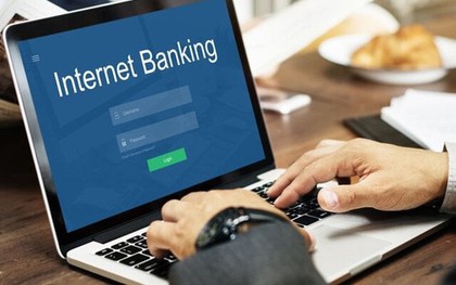 Tài khoản Internet Banking bị khóa có được rút và nhận tiền?