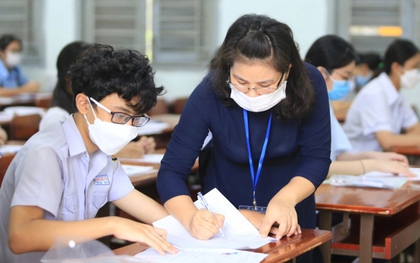 Phụ huynh Hà Nội có con đăng ký thi trường THPT này đang "mừng húm": Năm ngoái 8 điểm/môn mới đỗ, năm nay tỷ lệ chọi chưa đến 1!
