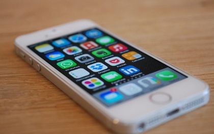 Người dùng iPhone cũ nên cập nhật iOS ngay nếu không muốn điện thoại bị tấn công!
