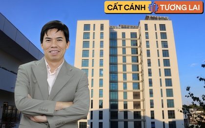 Đại học có 11 cựu sinh viên thuộc top 200 người giàu nhất sàn chứng khoán, là trường đầu tiên thực hiện tự chủ, tỷ lệ sinh viên có việc làm đạt trên 90%