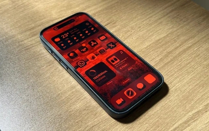 iPhone biến thành phiên bản “nguyệt thực”