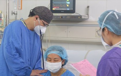 Lá gan của người lạ cứu nữ bệnh nhân 'chỉ còn sống 24-48 tiếng'