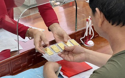 Con số bất ngờ về lượng khách đăng ký mua vàng miếng SJC online