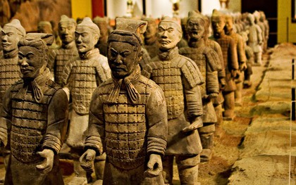 Khám phá kinh ngạc về quan tài 16 tấn chứa đầy kho báu trong lăng mộ Tần Thủy Hoàng
