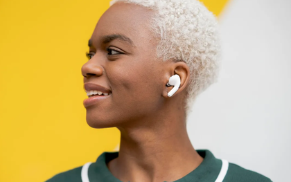 Đeo AirPods bị bẩn không khác gì "nuôi" cả ổ vi khuẩn trong tai: Đây là cách vệ sinh headphone không dây hiệu quả nhất, người dùng nên thử ngay
