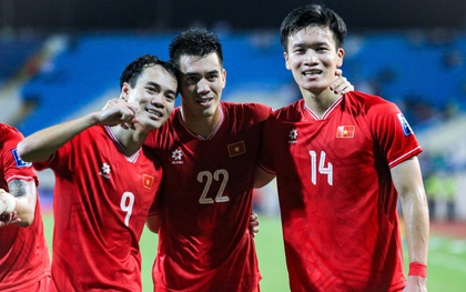 Lý do Văn Toàn thi đấu xuất sắc giúp ĐT Việt Nam thắng Philippines nhưng bị loại ở trận gặp Iraq