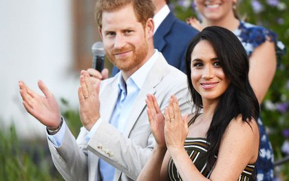 Vắng mặt tại đám cưới thượng lưu danh giá nhất nước Anh, vợ chồng Harry - Meghan lại khiến dư luận xôn xao