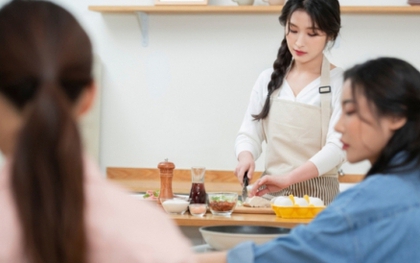 Chỉ vì 9kg sầu riêng mà nhà tôi "nổ" chuyện liên hoàn, chị dâu tham lam cúi mặt “chịu nhục” giữa bữa cơm