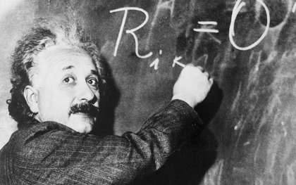 Điểm số thời còn đi học của Albert Einstein là bao nhiêu?