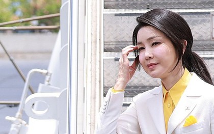 Đệ nhất phu nhân Hàn Quốc bị công tố viên thẩm vấn suốt 12 giờ đồng hồ
