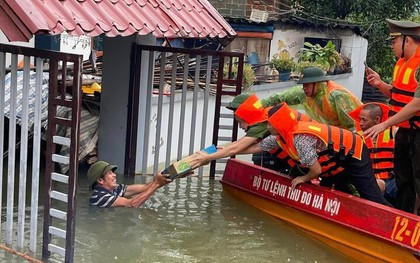 Bí thư Hà Nội yêu cầu lên phương án sơ tán hơn 1.000 hộ dân trong vùng lũ