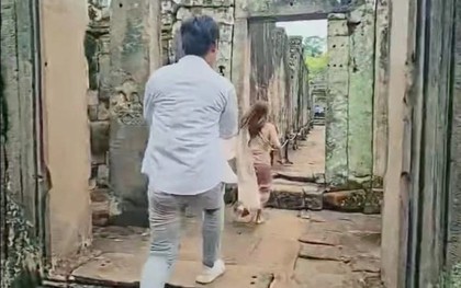 Trào lưu TikTok ‘chạy nước rút’ đe dọa đền thờ Angkor Wat của Campuchia