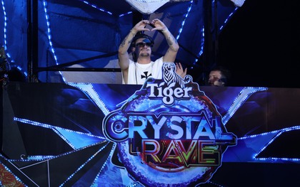 Tiger Crystal Rave tung sân khấu thế kỷ, Top 68 DJ Mag 2023 - DJ Julian Jordan cùng dàn sao “ướt quên lối về” tại đại tiệc té nước lớn nhất 2024