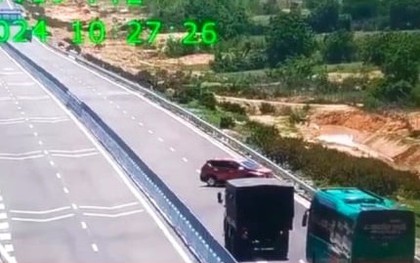 Thi rớt bằng lái ô tô, tài xế chạy ngược chiều trên cao tốc Cam Lâm - Vĩnh Hảo