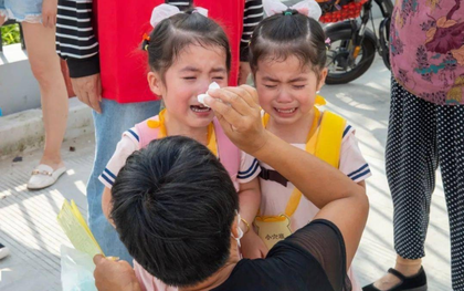 Bà mẹ than thở chuyện con bị trường từ chối cho bán trú, nghe lý do mà không bênh nổi