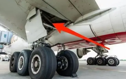 Dỗi bố mẹ, cậu bé 13 tuổi làm 1 việc khiến cả sân bay náo loạn, 19 năm sau vẫn được truyền thông nhắc tên