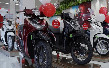 Giá Honda SH Mode giảm mạnh ngay trước Tết, thời điểm vàng để mua xe