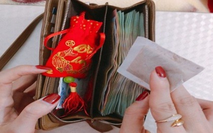 Mùng 2 Tết, mở ví theo 3 cách này chắc chắn cả năm rủng rỉnh tiền bạc!