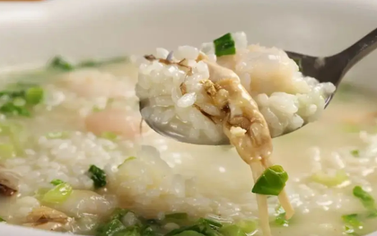 Vì sao không nên thường xuyên ăn cơm chan canh?