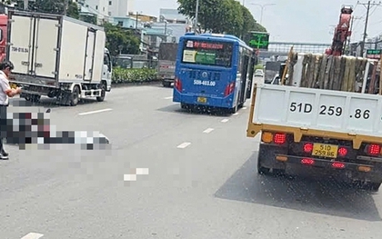 Một cô gái tử vong liên quan xe buýt ở TP HCM