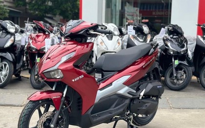 Bảng giá xe máy Honda Air Blade mới nhất tháng 10/2025