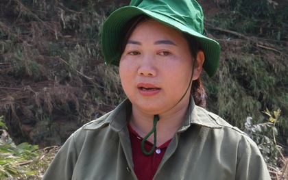 VIDEO: Cô giáo khóc nghẹn, bất lực khi dòng lũ dữ "càn quét" trường mầm non