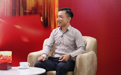 Nhờ làm nông từ nhỏ, nhà sáng chế chân đất Tạ Đình Huy hiểu rõ sự vất vả của người nông dân và cách "giảm tải" công việc hiệu quả