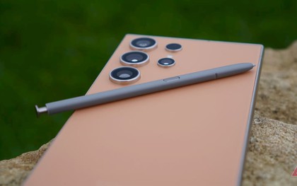 Có một thứ "vô dụng" đối với nhiều người mà Samsung vẫn cố giữ trên điện thoại: Đến lúc xóa sổ được rồi?