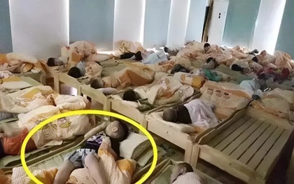 Giáo viên gửi ảnh học sinh ngủ trưa vào nhóm chung, phụ huynh xem xong tức giận đùng đùng: "Tôi đóng tiền để chăm sóc kiểu này à?"