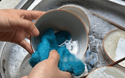 1 người rửa bát cả nhà mắc bệnh: 5 lỗi sai to đùng cần sửa ngay
