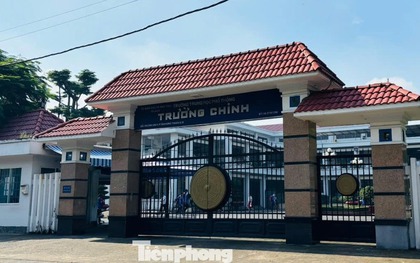 Mất điện thoại, giáo viên yêu cầu cả lớp viết "người nghi ngờ" khiến phụ huynh bức xúc