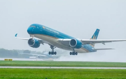 Hoãn hủy loạt chuyến bay Huế và Đà Nẵng, hành khách đi lại thế nào?