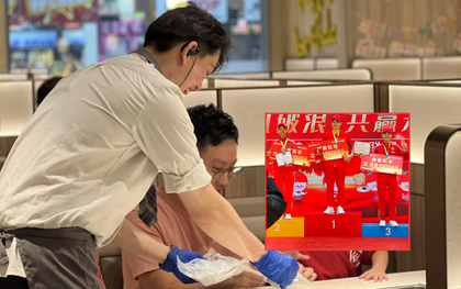 Haidilao trao 500 triệu đồng cho nhân viên múa mì xuất sắc nhất