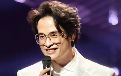 Đằng sau bộ trang phục gây tranh luận của Hà Anh Tuấn