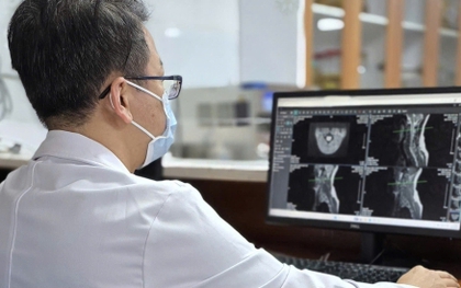 Liệt tứ chi vì 'thú vui' bóng cười