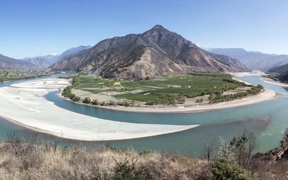 Chưa từng có: Trung Quốc xây cùng lúc 2 đập, chặn đứng sông chỉ trong chưa đầy 30 giờ, siêu dự án mới dự kiến mang về gần 170 triệu USD