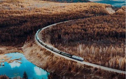 “Chuyến tàu tuyết đẹp nhất Trung Quốc” chạy hơn 1.200 km, giá vé chỉ từ 540.000 đồng, du khách nhận xét: “Như khách sạn di động đi lạc vào thế giới cổ tích”