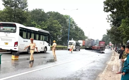 Người phụ nữ tử vong dưới bánh xe đầu kéo container trên đường đi thăm con