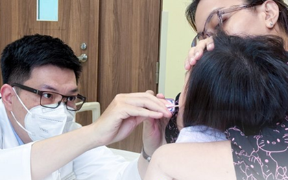 Bé 2 tuổi thở "lõm ngực" vì mắc cúm A