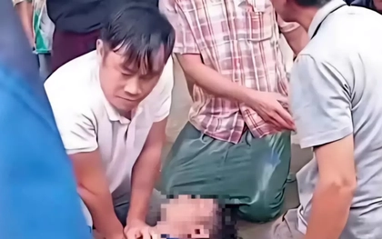 Hai người thương vong do bị điện giật ở khu chợ ngập nước ở Huế