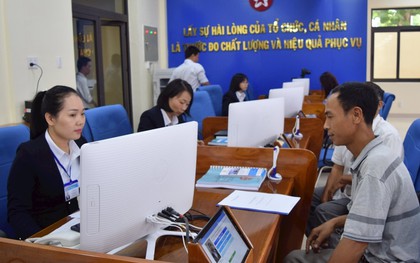 Từ nay, người dân Hà Nội được hưởng thêm tiện ích mới, người từ 75 tuổi trở lên được ưu tiên