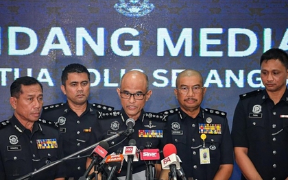 Mẹ vợ tuyển thủ Malaysia bị bắt trong đường dây làm giả hộ chiếu