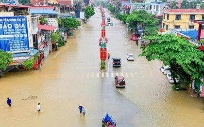 Lũ trên sông Cầu vượt đỉnh lịch sử hơn 1m, Thái Nguyên ngập đến cuối tuần