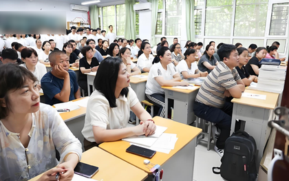 Xin kể vụ lùm xùm của Ban phụ huynh lớp tôi để thấy thế nào là: Người giàu góp tiền, người nghèo góp công, người "ngồi không" hay góp ý!