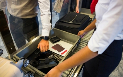 Hành khách sẽ không phải cởi giày, để riêng laptop khi qua cổng an ninh sân bay