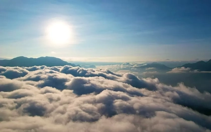 Đẹp mê mẩn Sa Pa mùa 'săn mây'