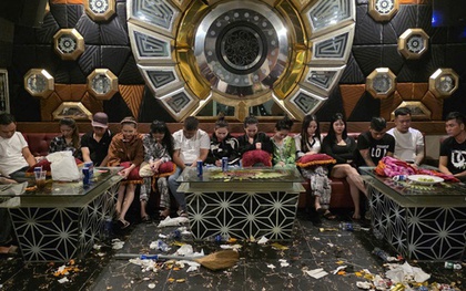 Bắt quả tang 25 đối tượng tại phòng karaoke “VIP 8888” và “VIP 9999”